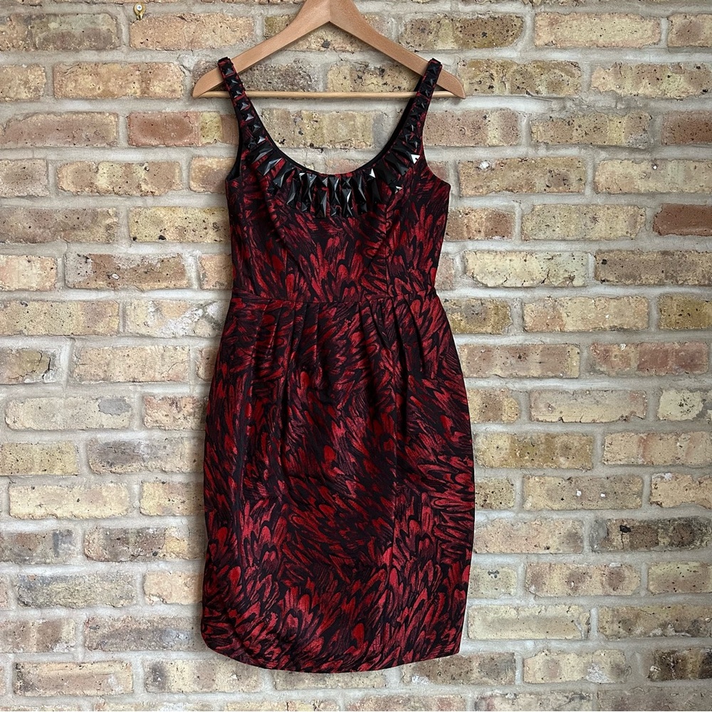 Carmen Marc Valvo Red & Black Feather / Floral Pattern Cocktail Dress w/ Beading